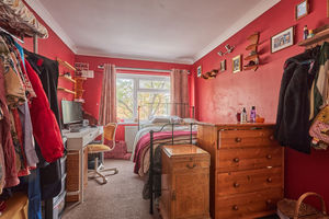 Bedroom- click for photo gallery